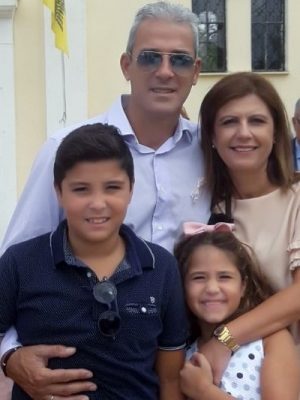 albaalmare-family-